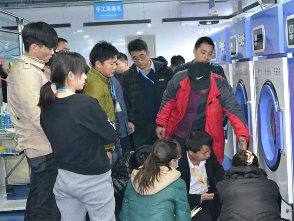 国产 成年妇  视频 洁希亚国际洗衣：环保不是嘴说的而是靠实际行动的