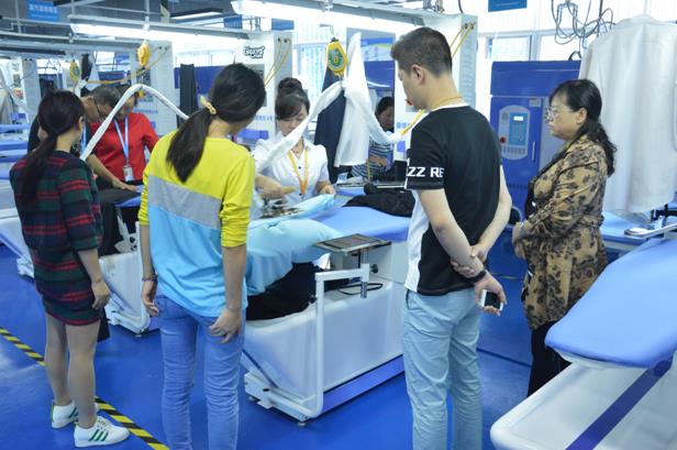 国产 成年妇 视频 羽绒服要怎么洗?八大实操禁忌 国产 成年妇 视频 羽绒服要怎么洗?八大实操禁忌